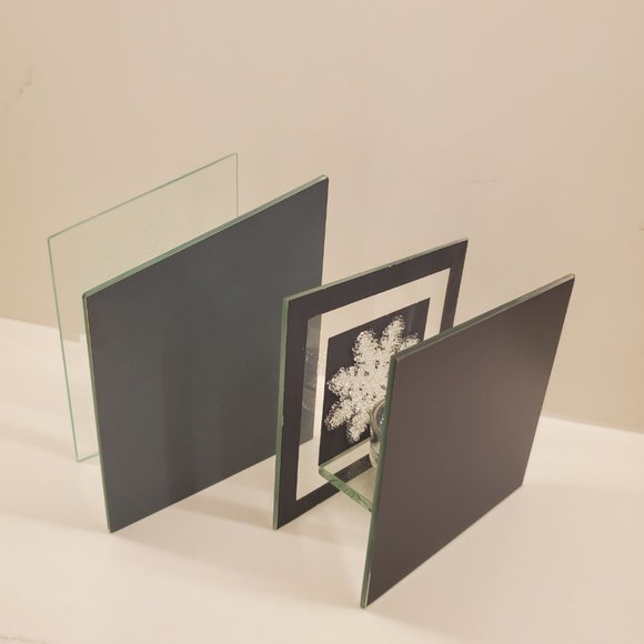 Holly Berry & Snowflake Glass Mirror Candle Holders 2pcs Holiday Decor / Gifts - Picture 7 of 14